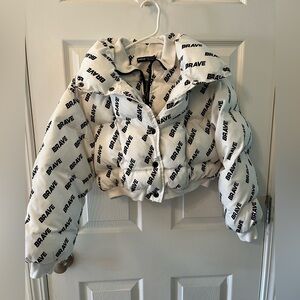 Shein Women’s White(off white)/Black Crop Juniors XS Puffer Coat